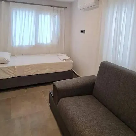 Time Hotel *